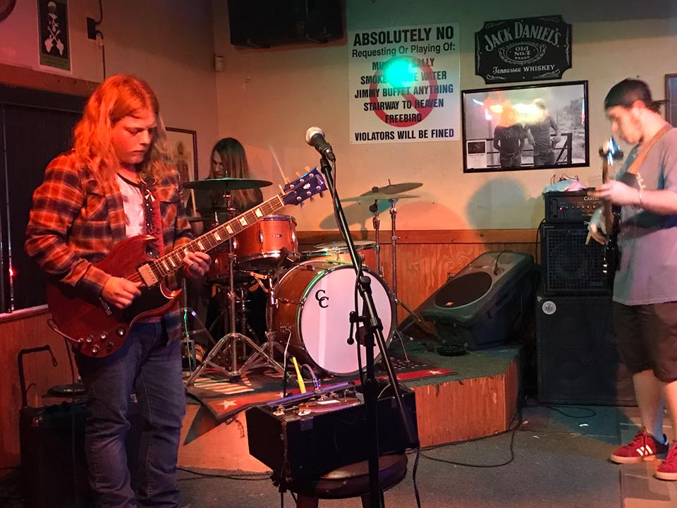 Photo by Tommy Santelli