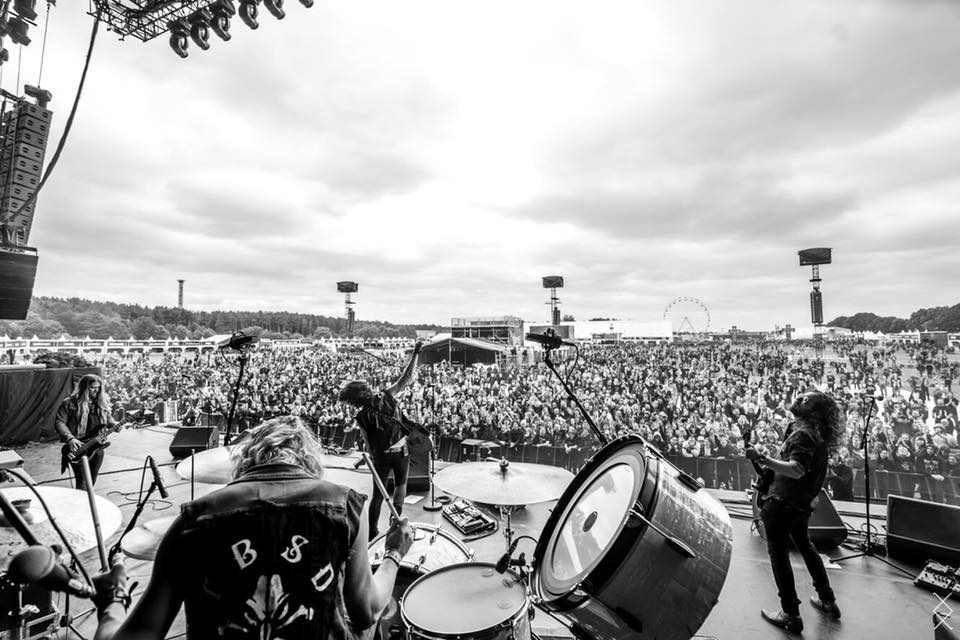 35870708_10151135230899987_6253817032626667520_n