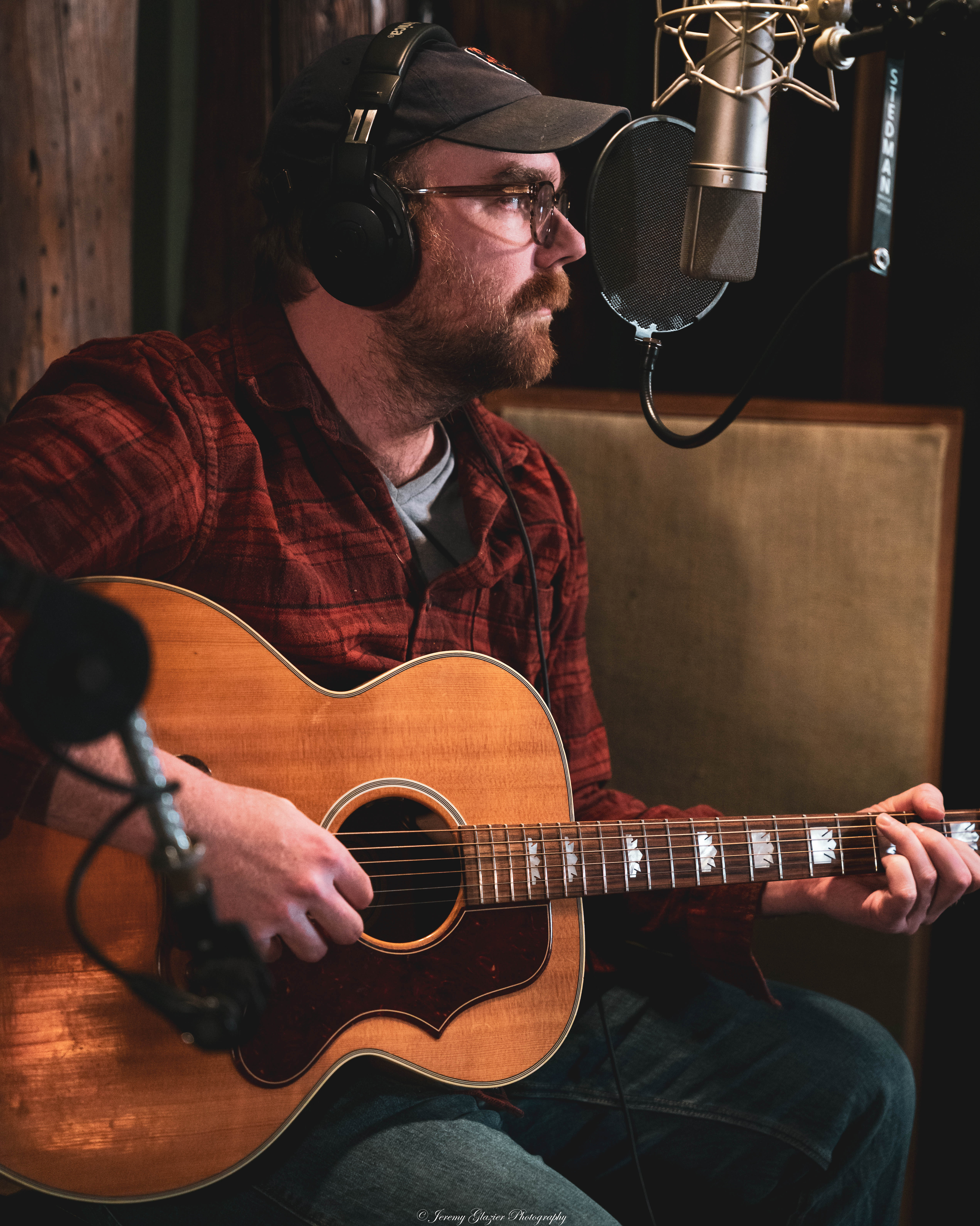 Iowa musician Brian Johannesen performing at Flat Black Studios